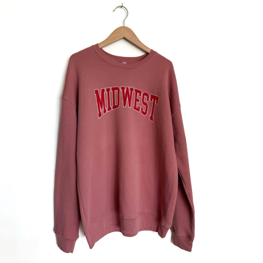 Oat Collective | Large Midwest Graphic Crewneck Sweatshirt - Red / Pink